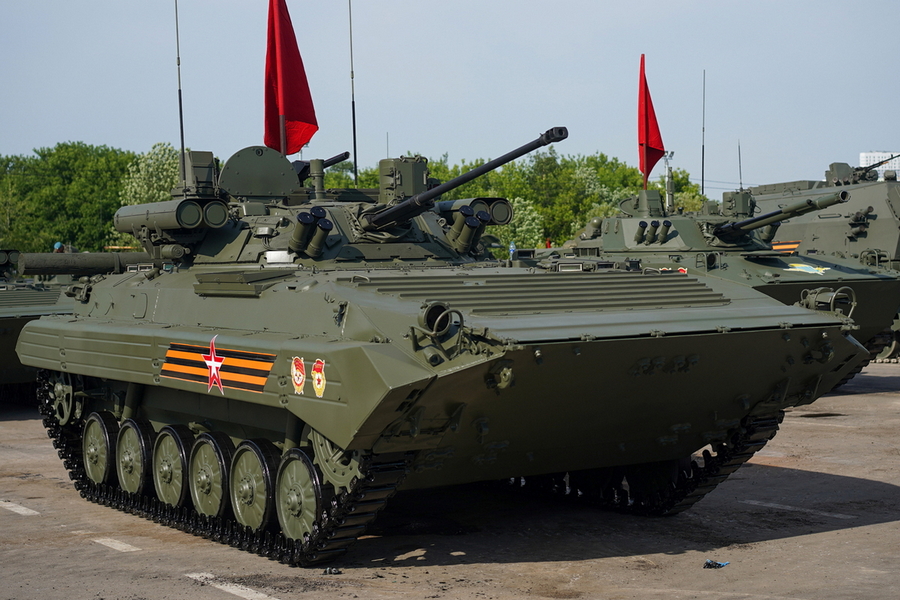 Списанную из воинской части БМП установят в музее под Воронежем