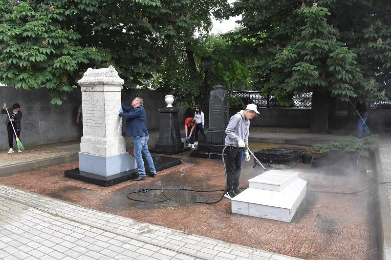 В Ленинском районе прошел второй этап акции «Сохраним свое прошлое!»
