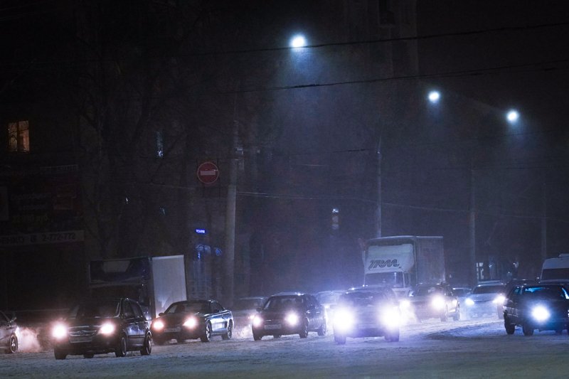 Улица Шишкова в Воронеже затормозилась в серьёзной пробке