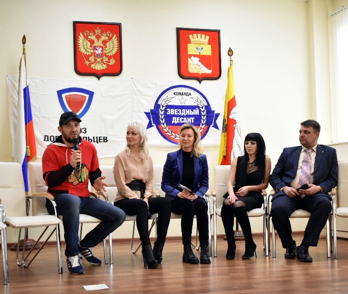 Управа Ленинского района приглашает жителей Воронежа и гостей города на встречу с участниками патриотического автопробега