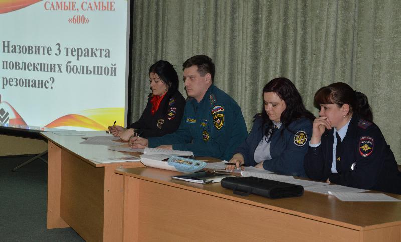 Найти правильный путь: в Коминтерновском районе Воронежа обучают трудных подростков основам права