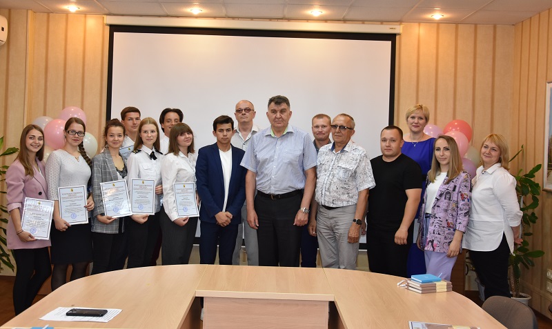В Железнодорожном районе наградили активистов и руководителей молодежных объединений