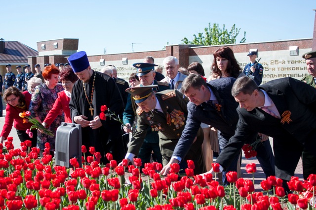 В Ленинском районе Воронежа прошла торжественная церемония, посвященная 72-й годовщине Победы в Великой Отечественной войне