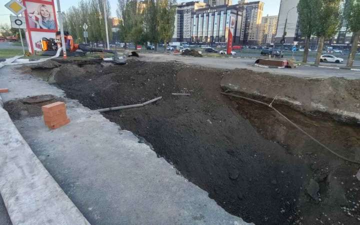 Второй котлован выкопали на месте коммунальной аварии в Воронеже