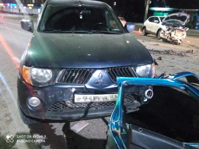 В массовой аварии в Воронеже погиб 22-летний водитель