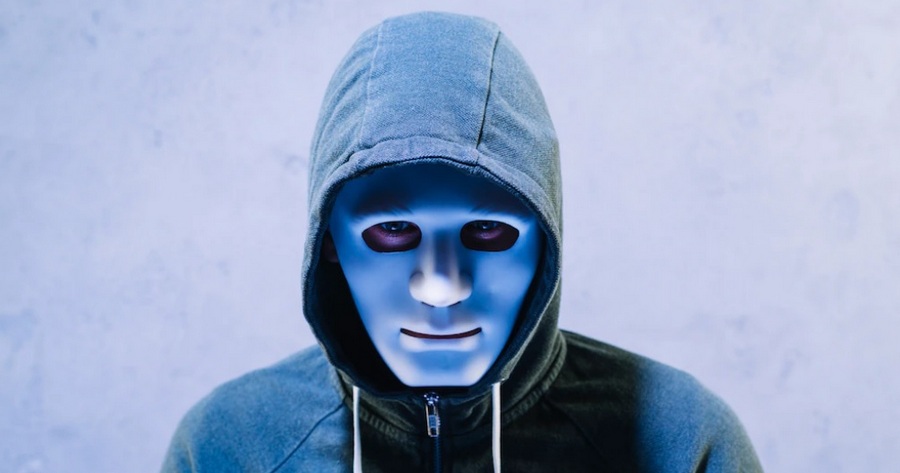 За рассекречивание авторов Telegram-каналов выступил воронежский депутат