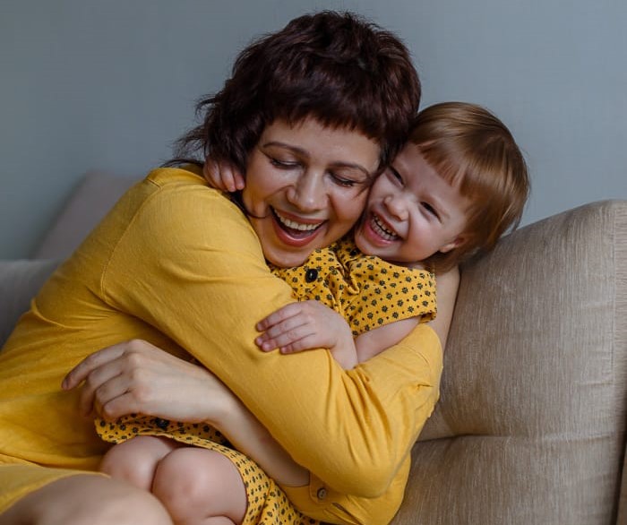 Первые лица Воронежа и области поздравили женщин с Днём матери