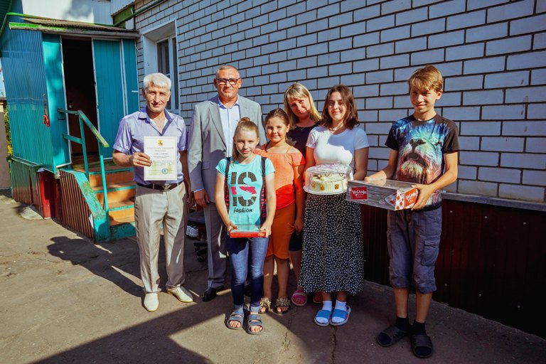 В Ленинском районе проходит неделя семьи