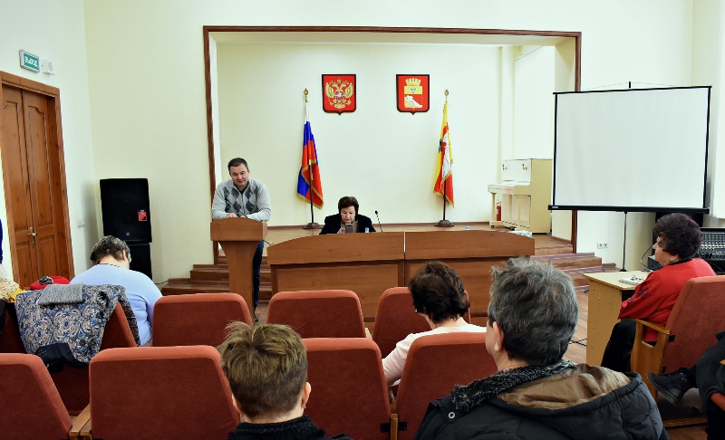 Заседание клуба ЖКХ прошло в Воронеже в Ленинском районе