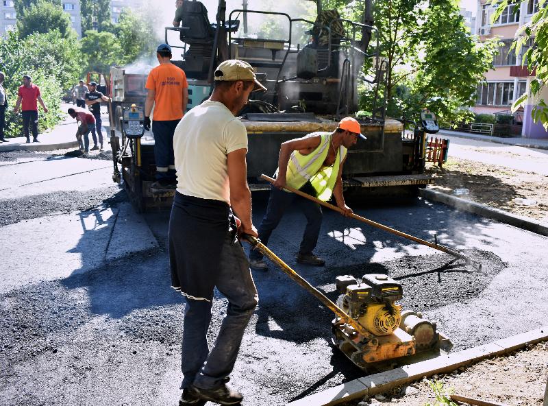 Любо-дорого посмотреть: дворы Ленинского района Воронежа обновляют
