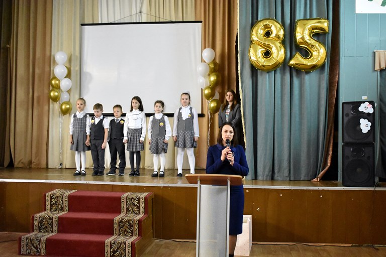 В Ленинском районе отметили юбилей школы