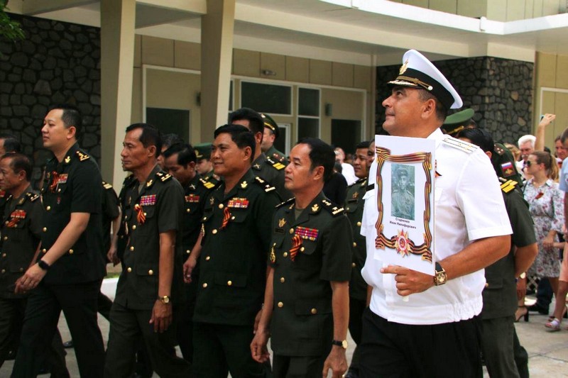 В Ленинском районе накануне Дня освобождения Воронежа установили медиа-мост с Камбоджей