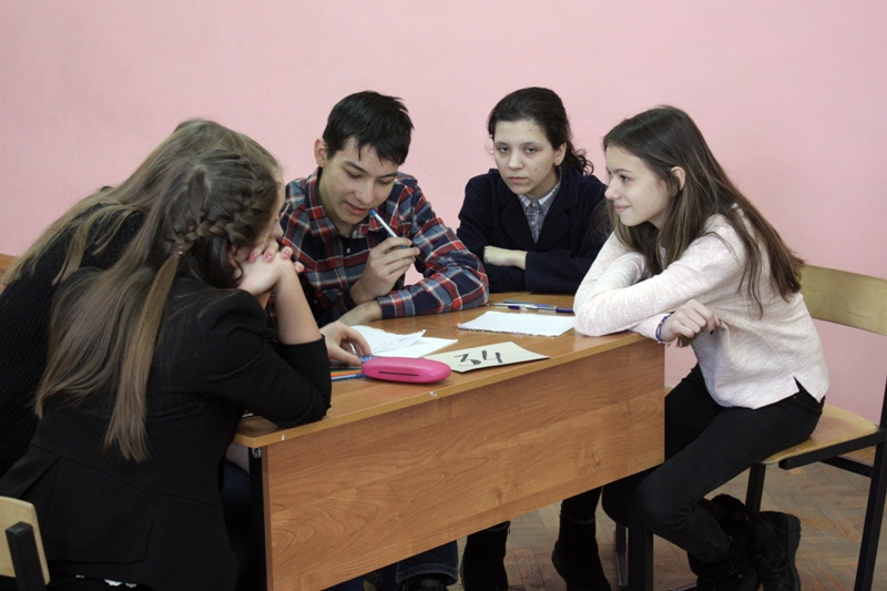 В Воронеже состоялась интеллектуальная командная игра «Зелёная планета», посвященная Году экологии 