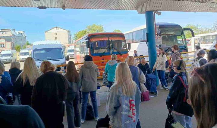 Автобусный маршрут №122 между Семилуками и Воронежем отменён