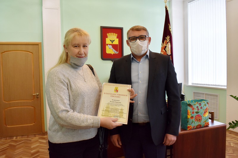 В Ленинском районе Воронежа отметили заслуги выдающегося тренера