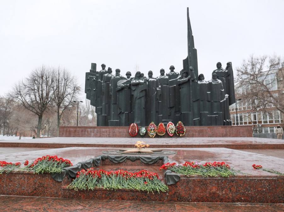 С Днем защитника Отечества поздравили воронежцев власти области и города