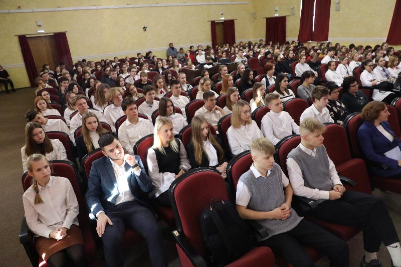 Научная сессия школьников воронежского медицинского предуниверсария раскрыла инновационную модель профориентации в регионе