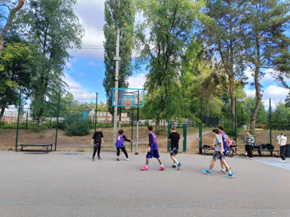 В парке «Алые паруса» определились лучшие уличные баскетболисты Левобережного района