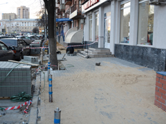 В Центральном районе Воронежа продолжаются работы по благоустройству улично-дорожной сети