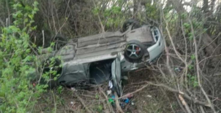 Автомобилистка погибла в перевернувшейся иномарке под Воронежем