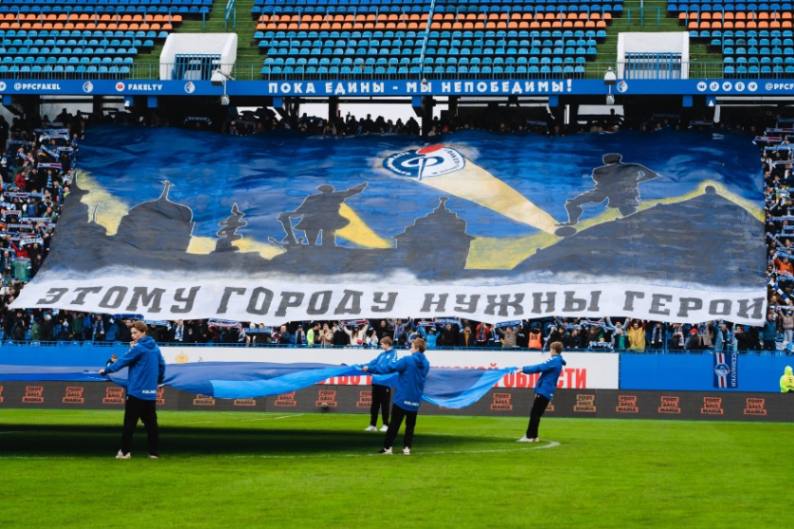 Новые трансферы воронежского «Факела» анонсировал Александр Самедов