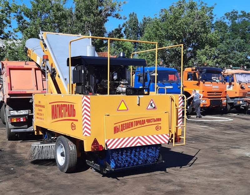 Парк комбината благоустройства Железнодорожного района пополнился новой техникой