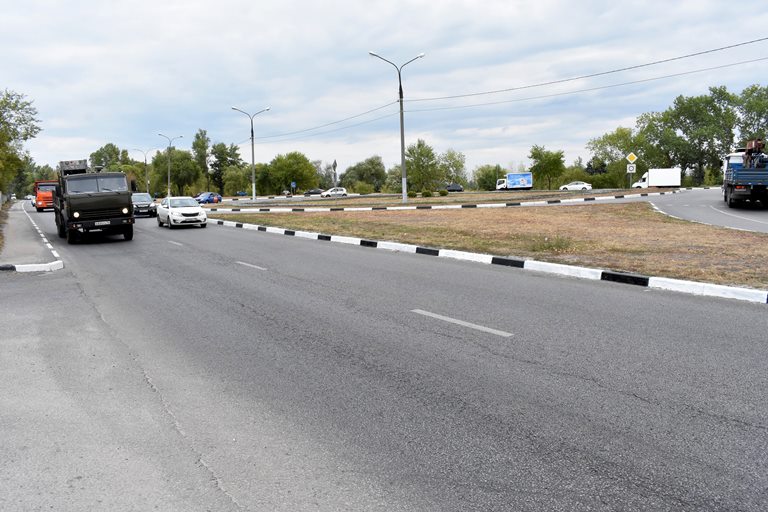 В Ленинском районе приводят в порядок элементы улично-дорожной сети