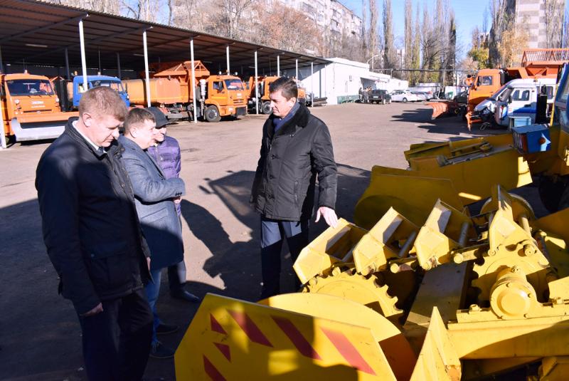 Комбинат благоустройства Ленинского района Воронежа продолжает подготовку к зимнему периоду