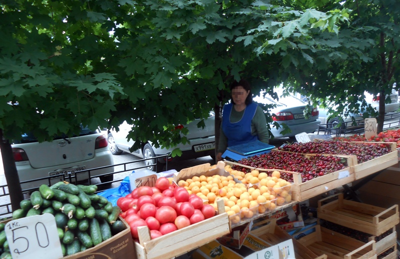 В Воронеже продолжается борьба с нелегальной торговлей