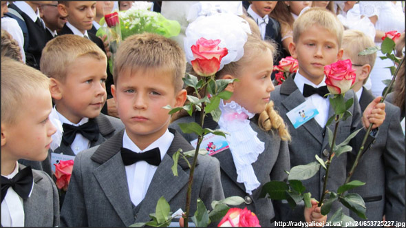 В Коминтерновском районе Воронежа поздравили будущих первоклассников