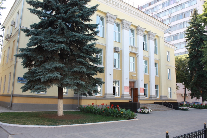 В Ленинском районе Воронежа подвели итоги работы комиссии по делам несовершеннолетних и защите их прав