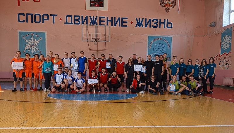 В Железнодорожном районе подвели итоги военно-спортивной игры «Террористам - плотный заслон!»