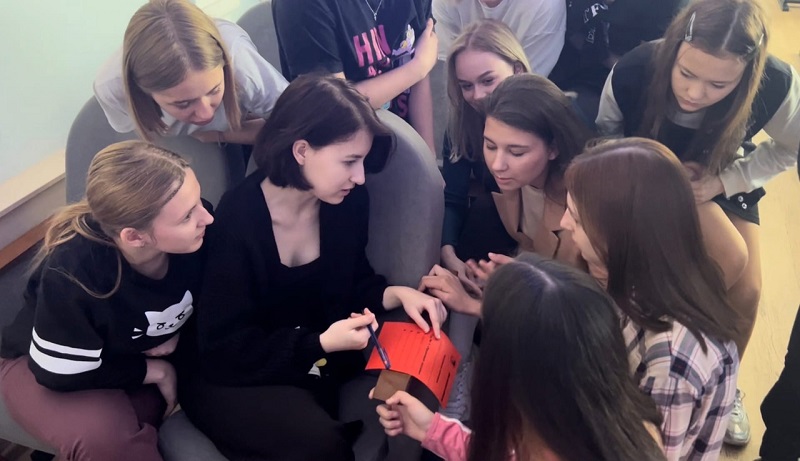 В Коминтерновском районе прошел квиз по основам избирательного права