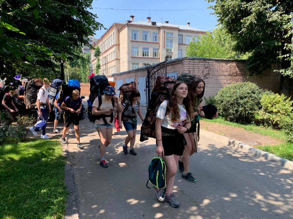 Подростки Центрального района отправились покорять вершины гор Северного Кавказа