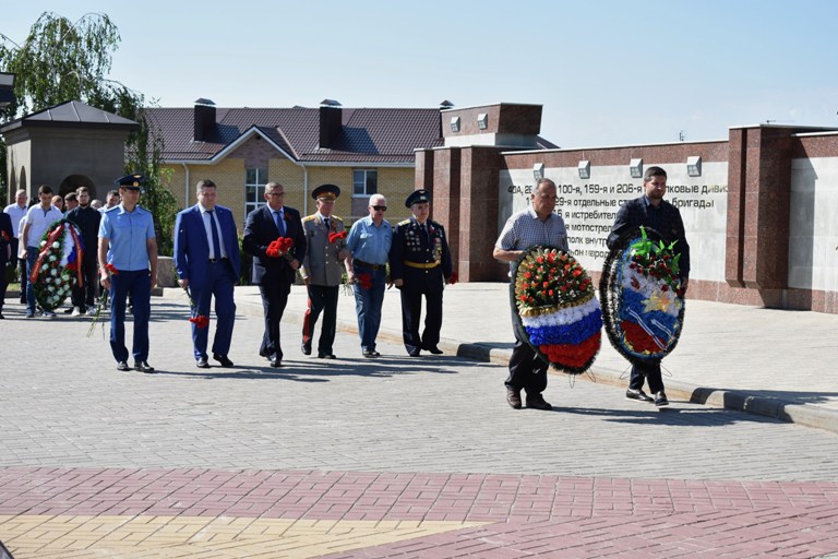 В Ленинском районе прошли мероприятия, посвященные Дню памяти и скорби
