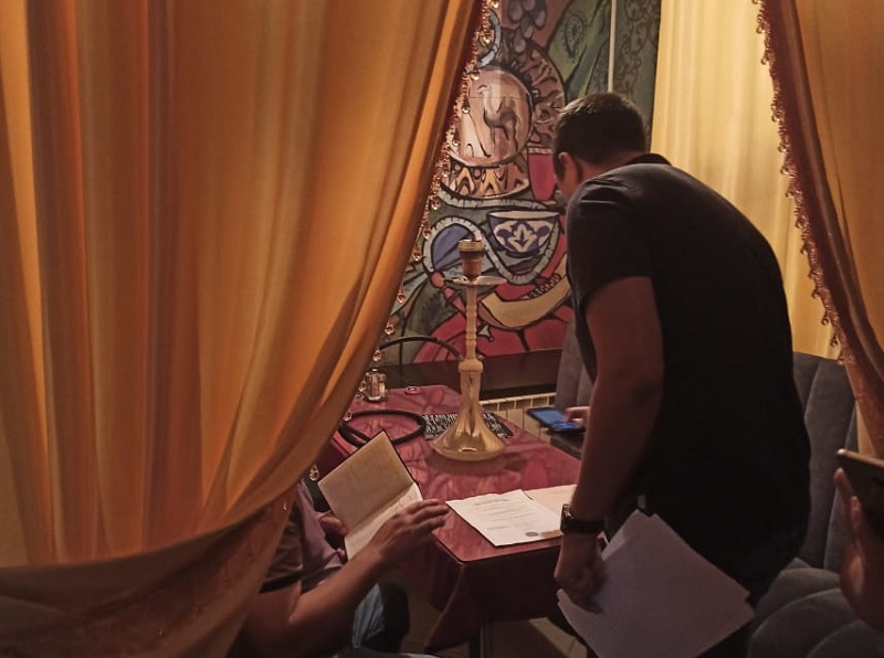 В Коминтерновском районе прошли рейды по предприятиям потребительского рынка