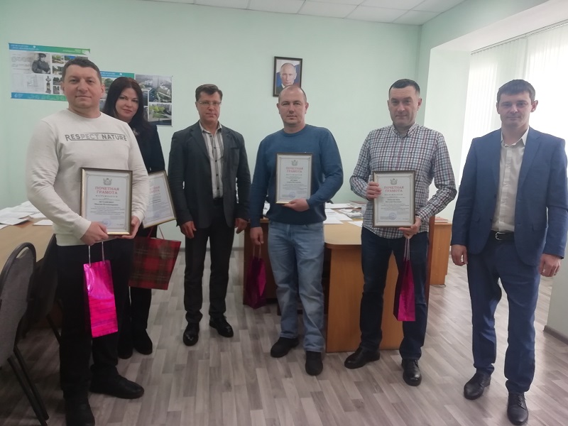 В Коминтерновском районе поздравили работников сферы ЖКХ