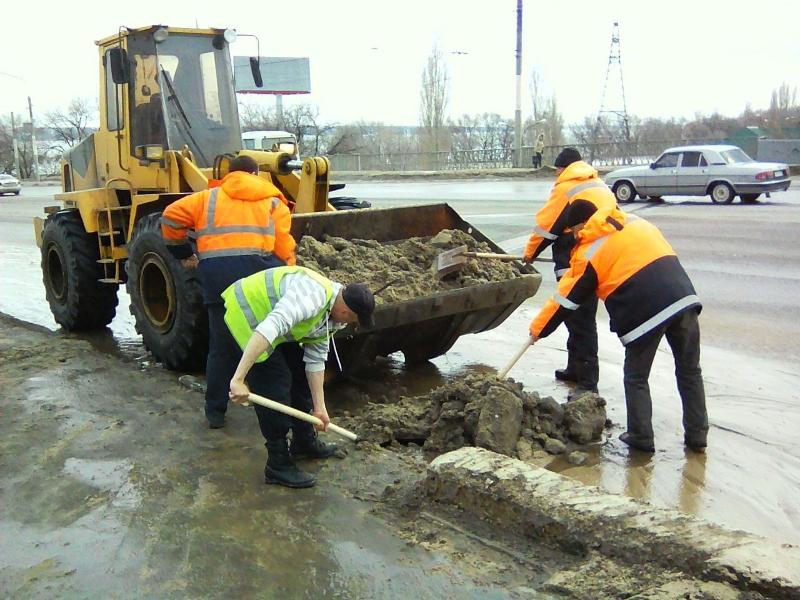 «Приведи в порядок свою планету»: в Ленинском районе Воронежа проводят субботники и санитарные дни