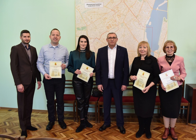 В Ленинском районе наградили хореографов