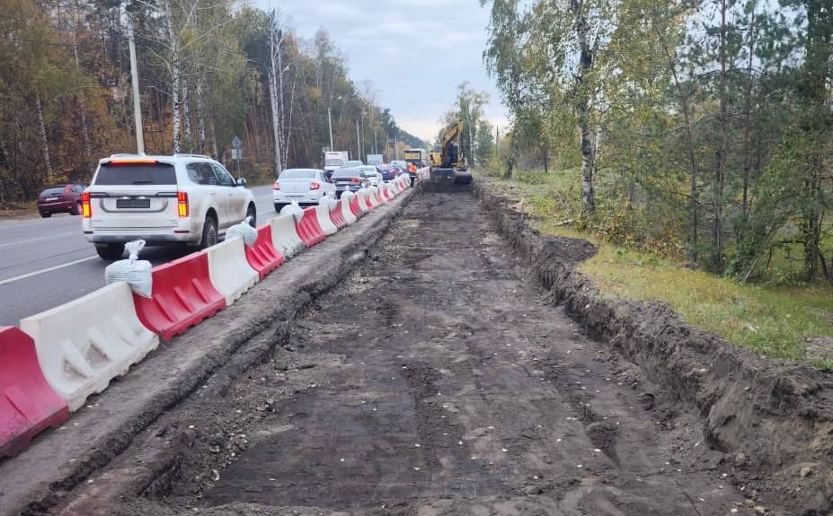 Расширять проезд от развязки в левобережной части города начали в Воронеже