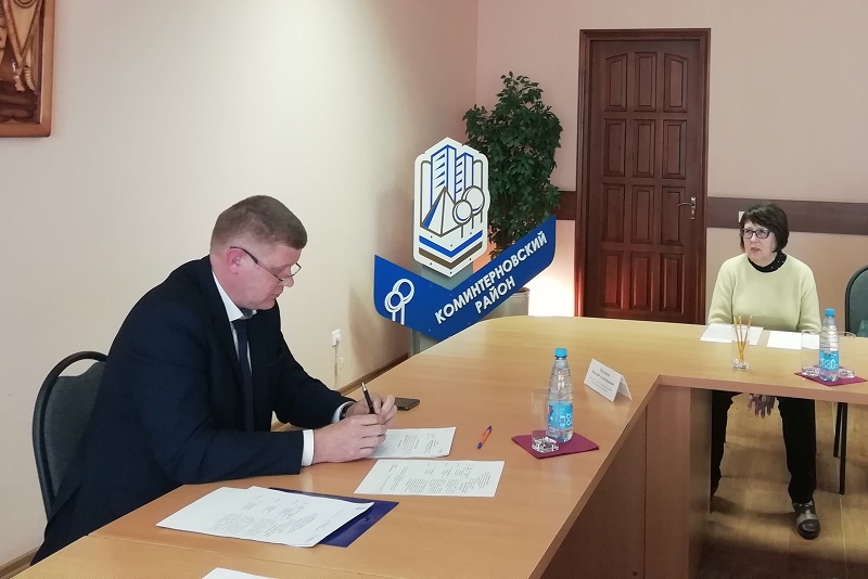 Руководитель управы Коминтерновского района провел прием граждан 