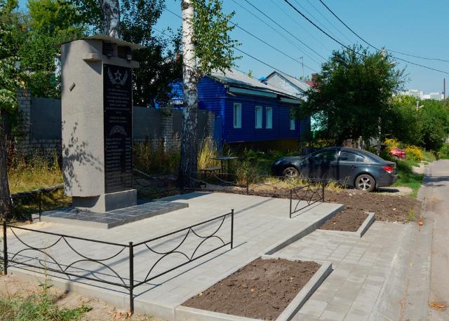 Народный памятник – первый проект