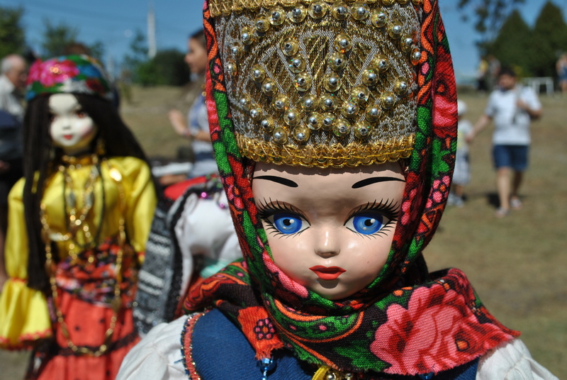 К куклам выставка.JPG