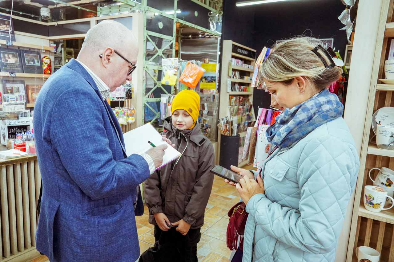 DSC02437-2.jpg DSC02437-2.jpg