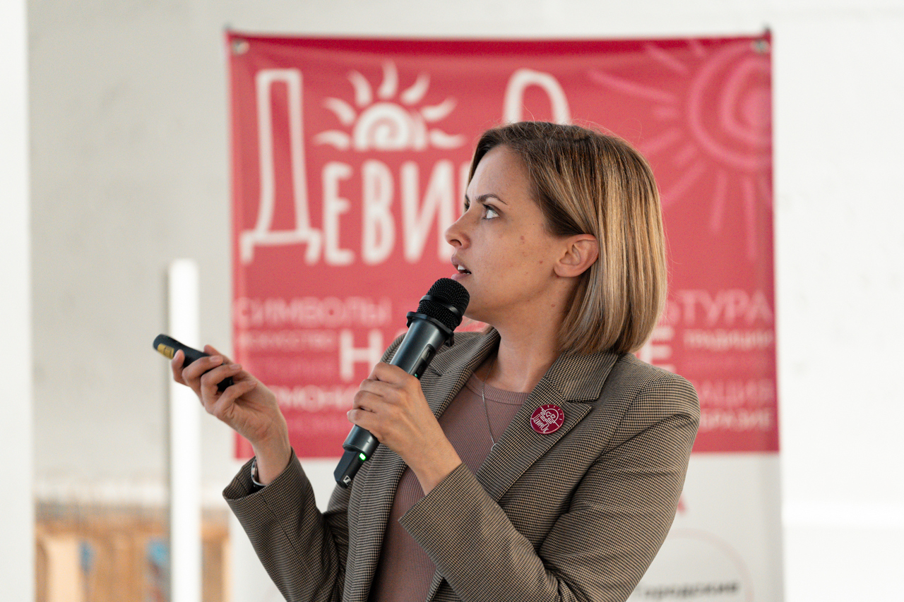 Наталья Зубкова автор Сергей Чеченев.jpg