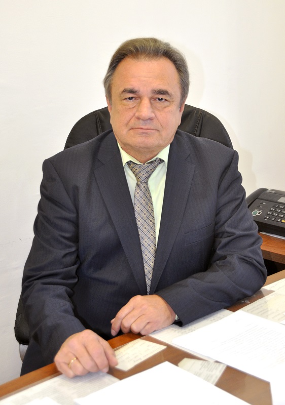 Гончаров в кружок.jpg