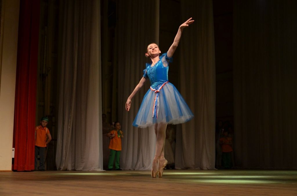 Оля Зверева.jpg