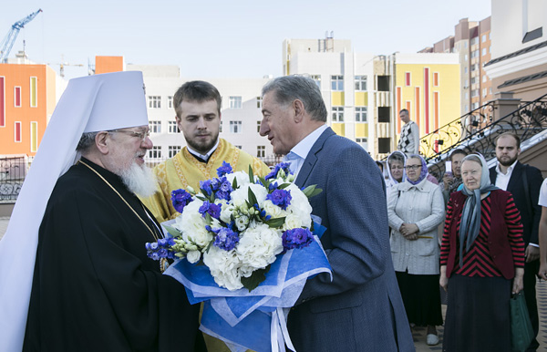 XramVsezarizaVrn222.jpg XramVsezarizaVrn222.jpg