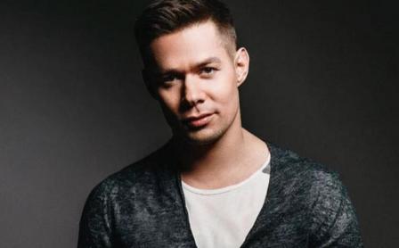 Стас Пьеха.JPG