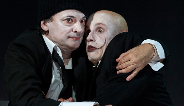 Спектакль Сын режиссера Юрия Бутусова.jpg